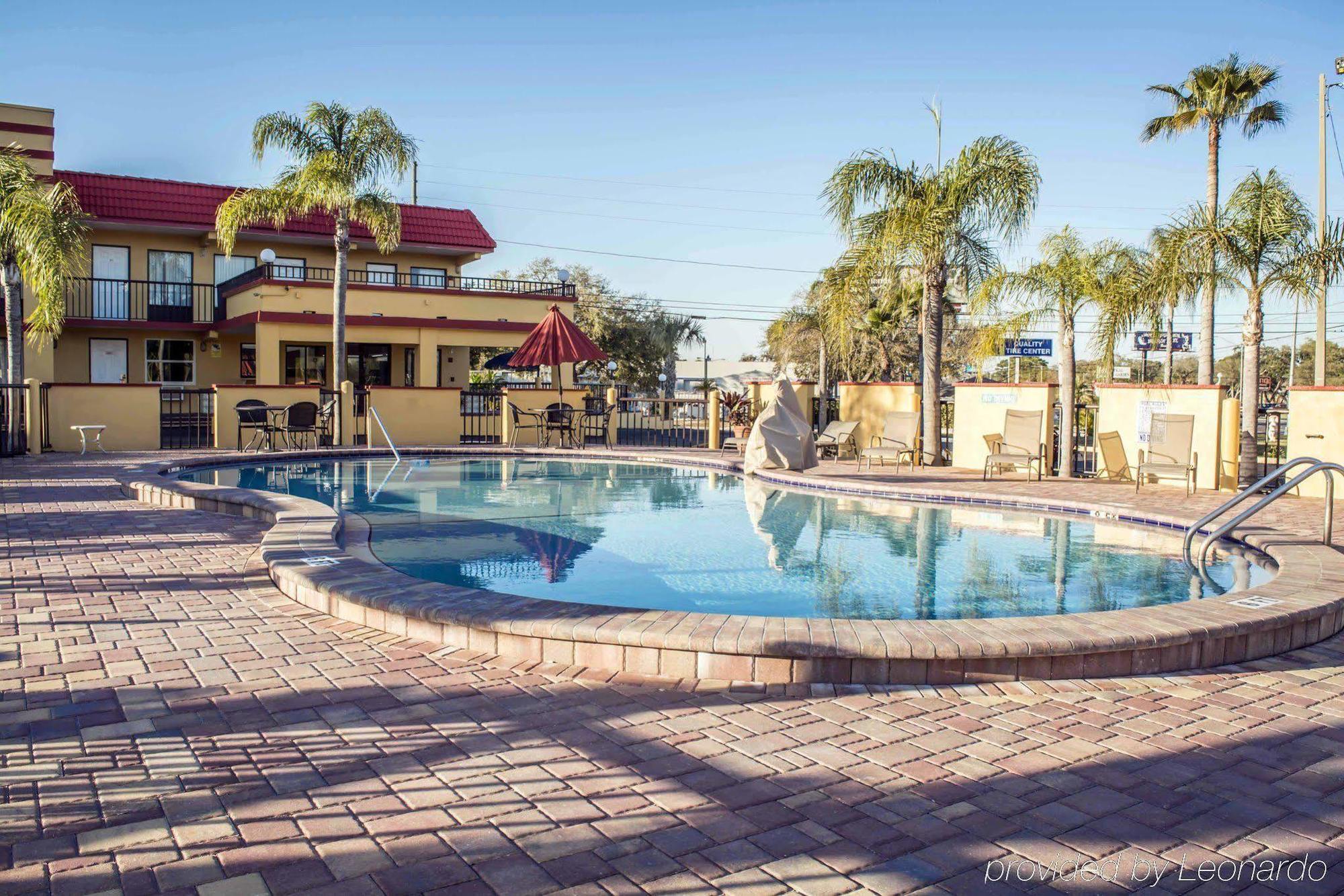 Rodeway Inn Clearwater-Dunedin Exterior foto